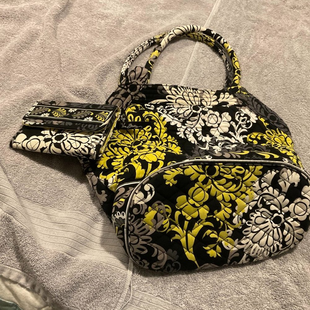 Vera Bradley Tote bag AND matching Wallet (Tri-fold). Retired print-Baroque